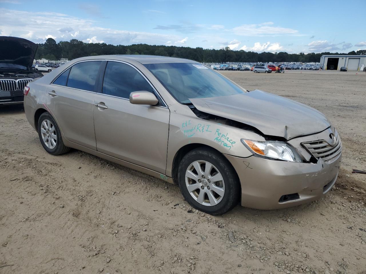 2007 Toyota Camry Le - Image 4