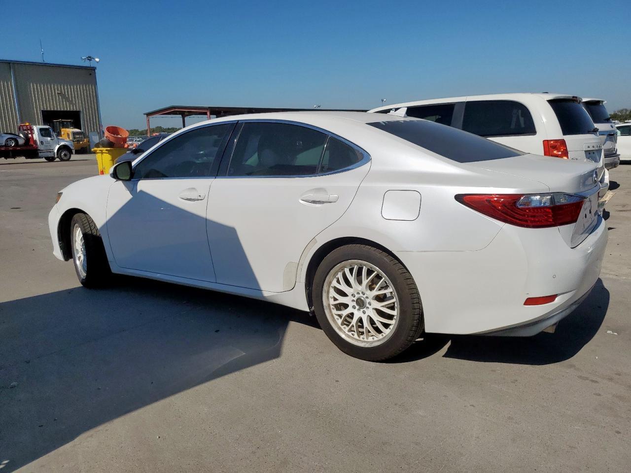 2014 Lexus Es 350 - Фото 2