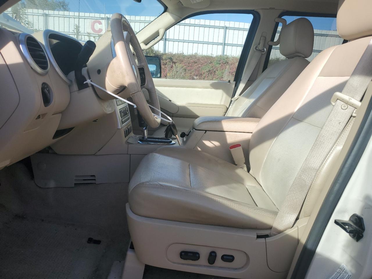 2006 Mercury Mountaineer Premier - Image 7