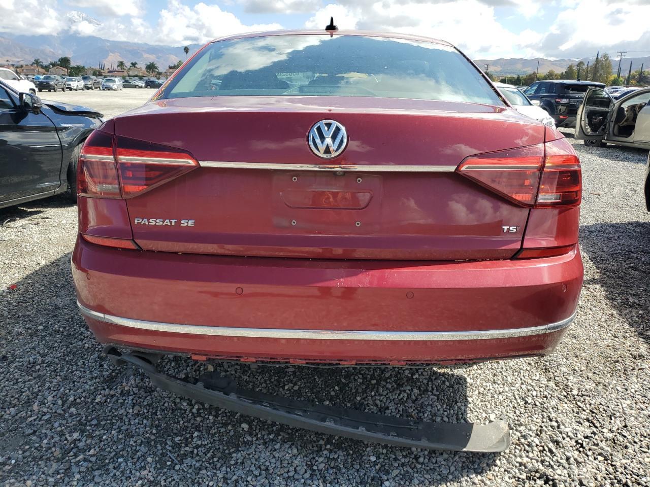 2018 Volkswagen Passat Se - Image 6