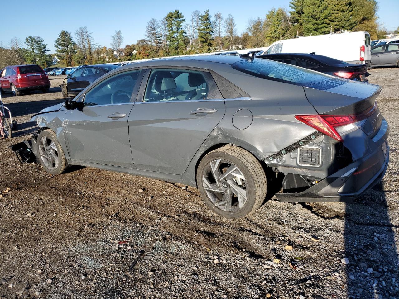 2025 Hyundai Elantra Limited - Фото 2