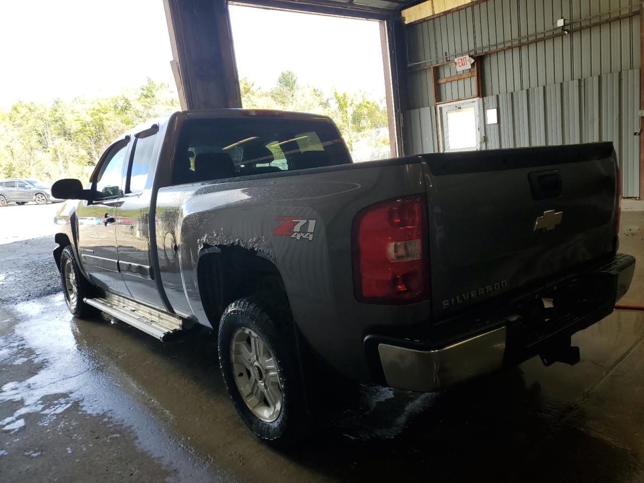 2008 Chevrolet Silverado K1500 - Фото 2