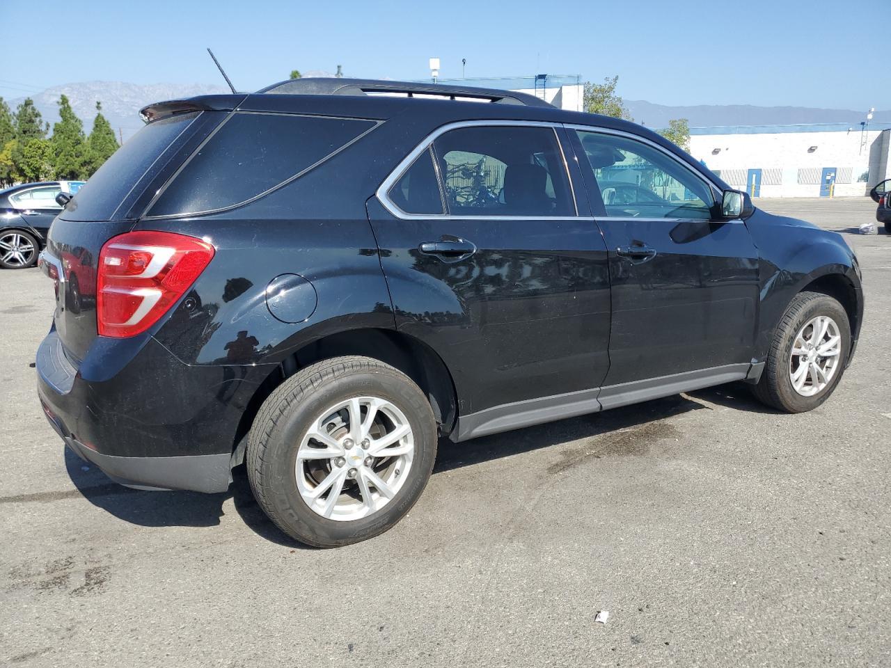 2017 Chevrolet Equinox Lt - Image 3