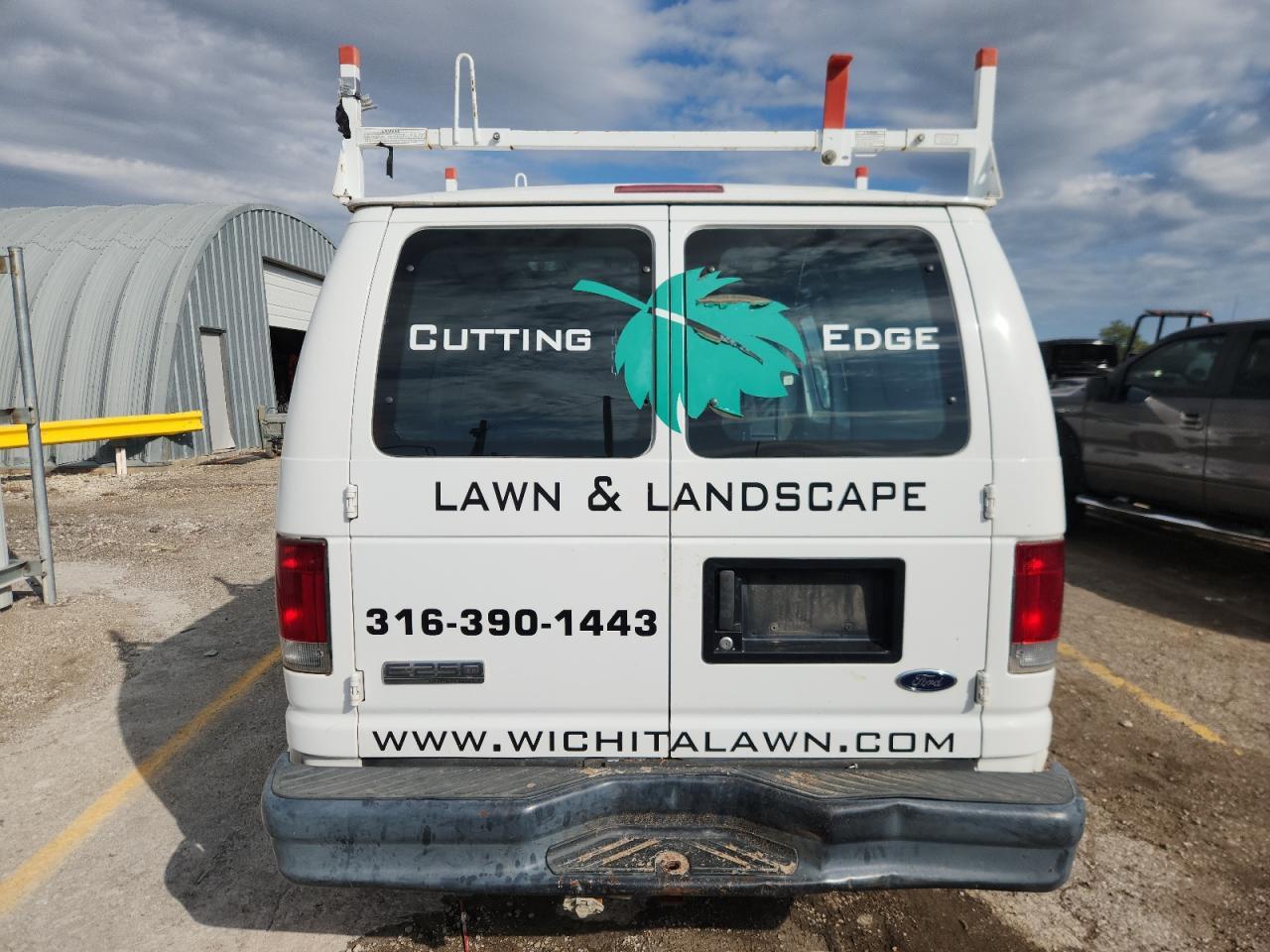 2008 Ford Econoline E250 Van - Фото 6