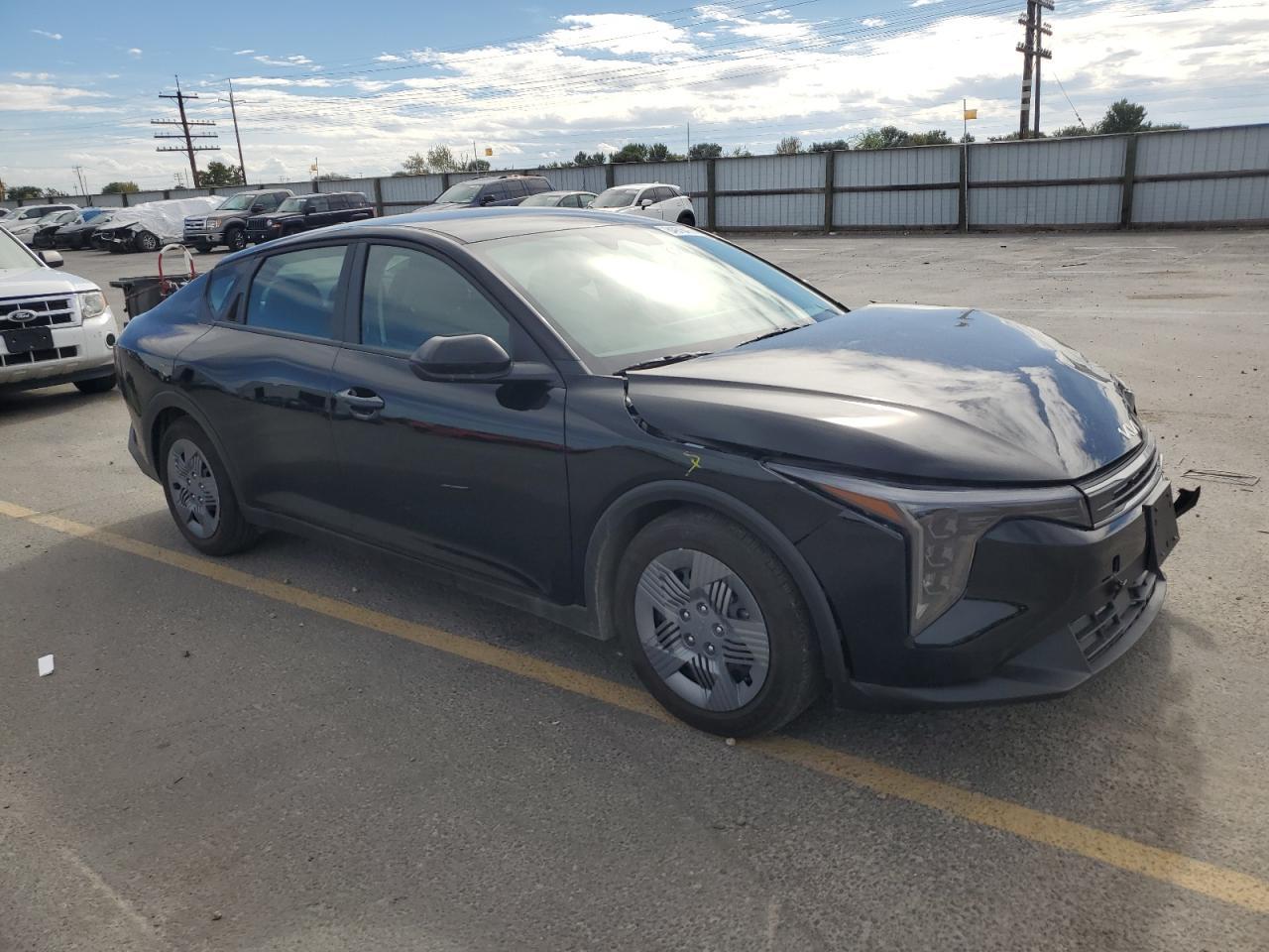 2025 Kia K4 Lx - Image 4