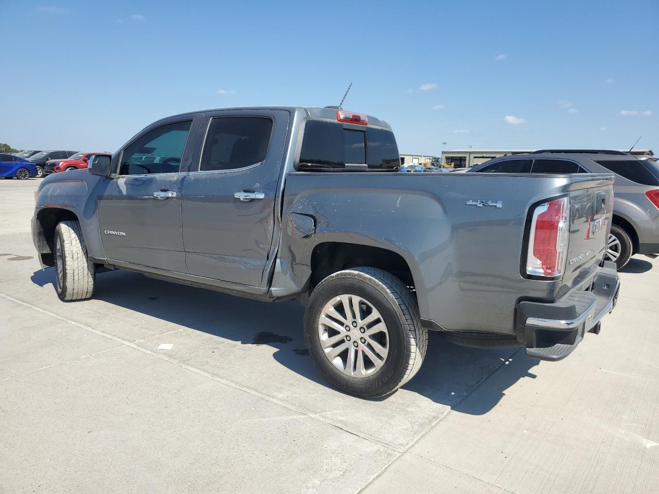 2019 GMC Canyon Slt - Image 2