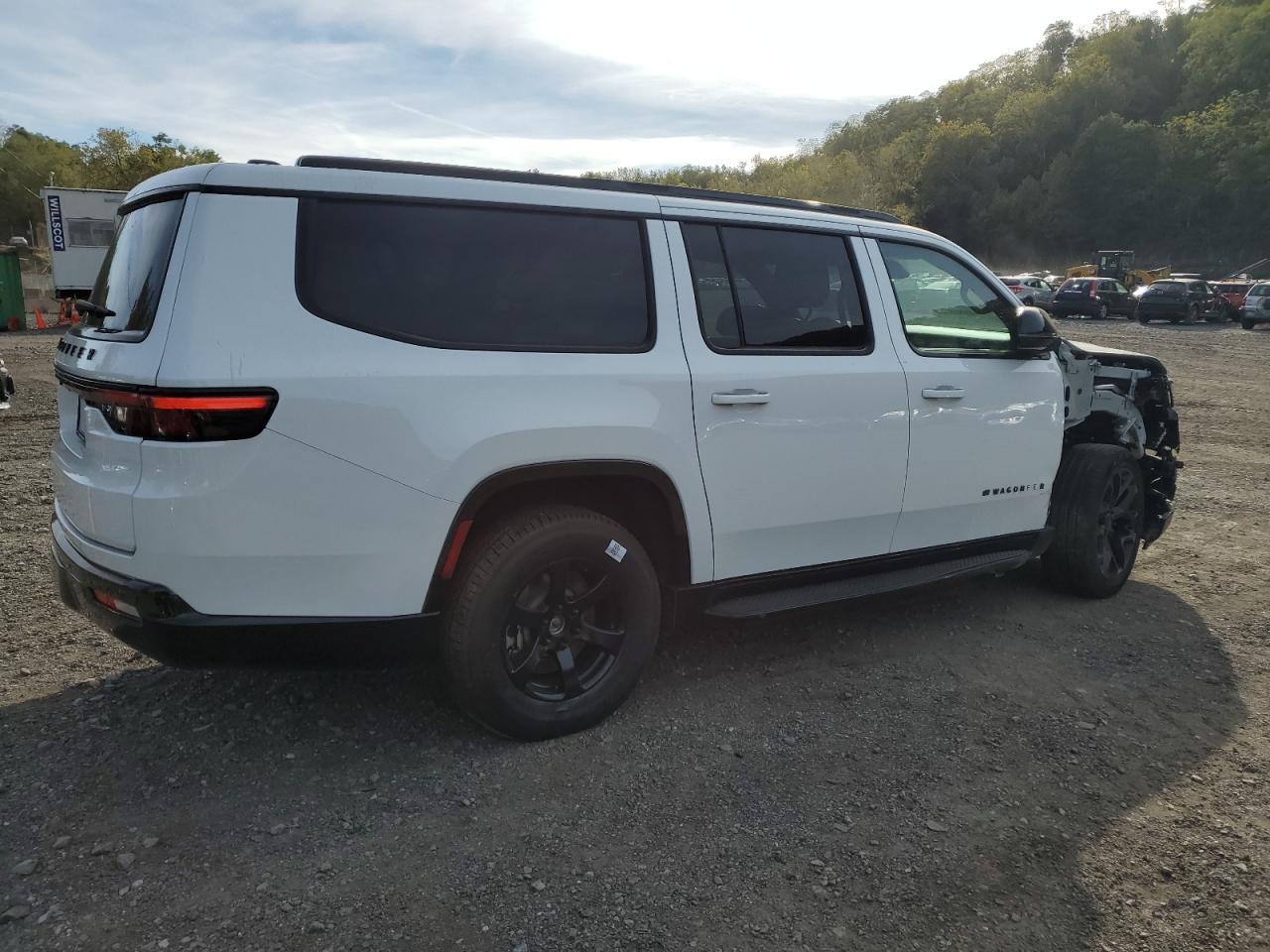 2024 Jeep Wagoneer L Series Ii - Image 3