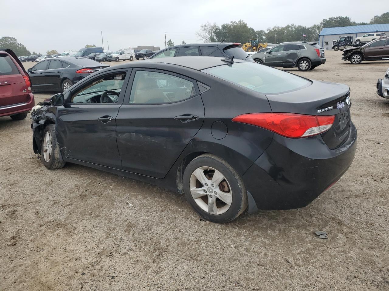 2013 Hyundai Elantra Gls - Фото 2