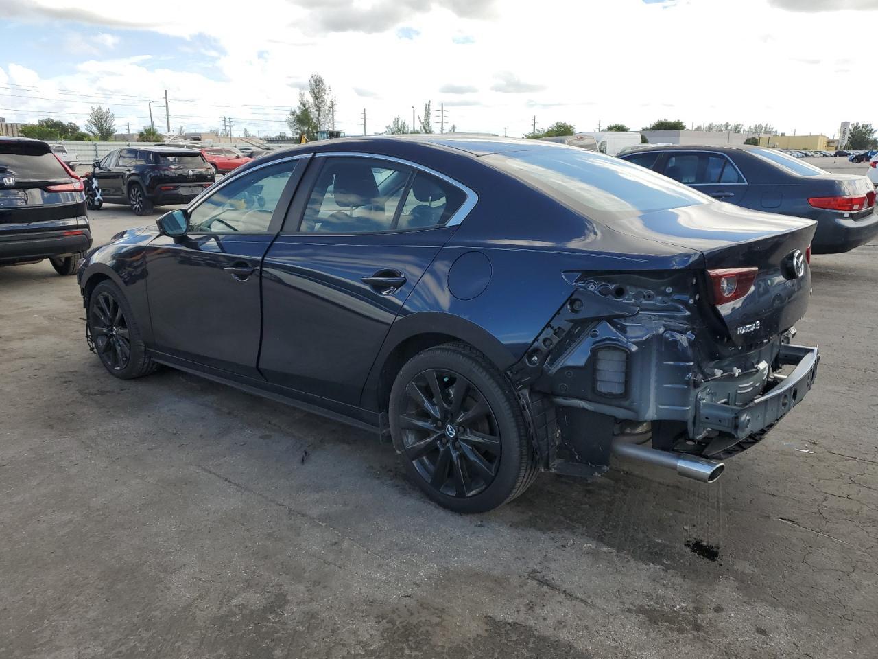 2025 Mazda 3 Select Sport - Фото 2