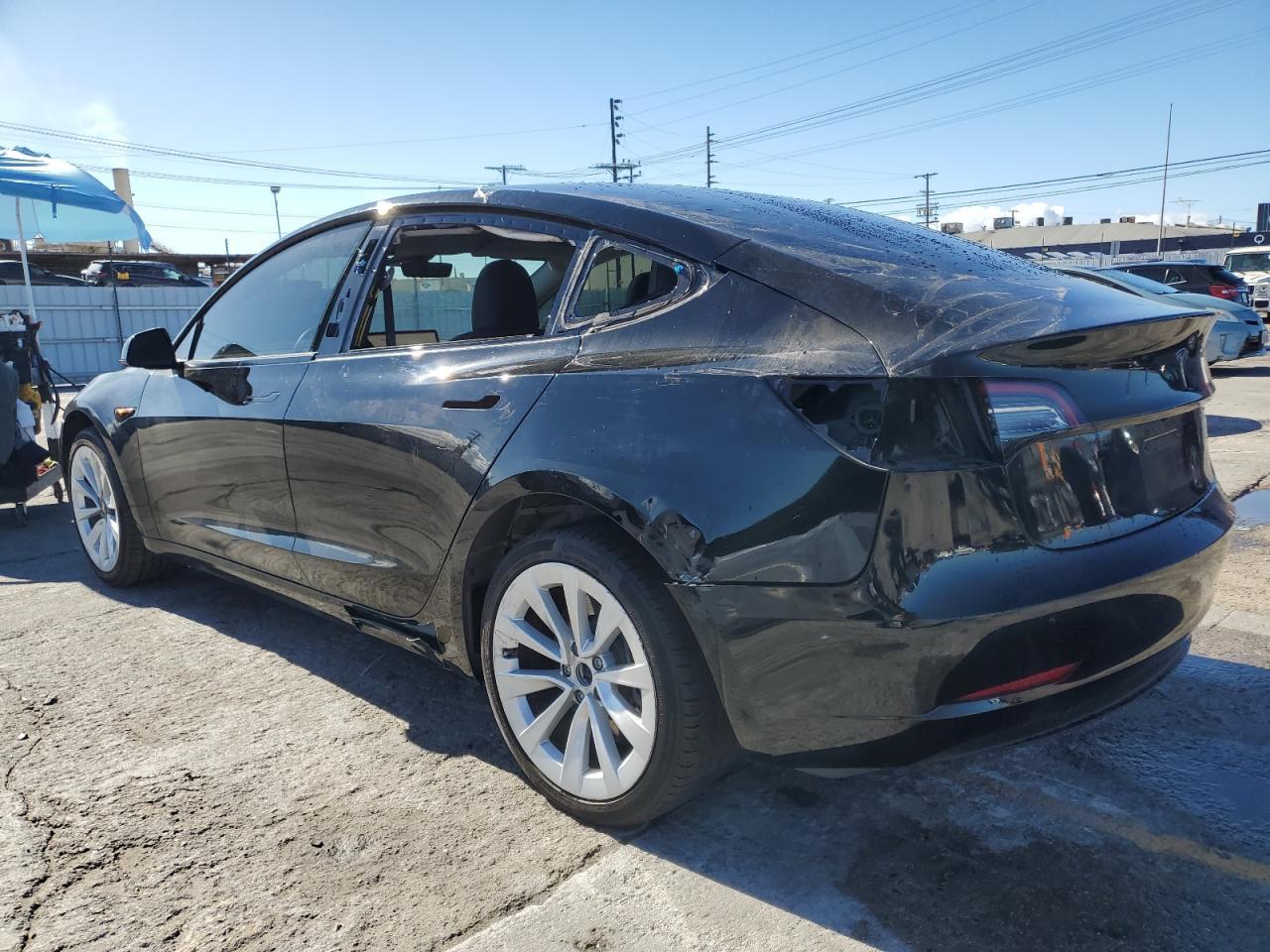 2023 Tesla Model 3 - Фото 2
