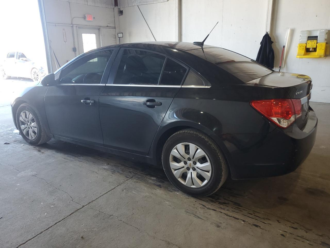 2012 Chevrolet Cruze Ls - Фото 2