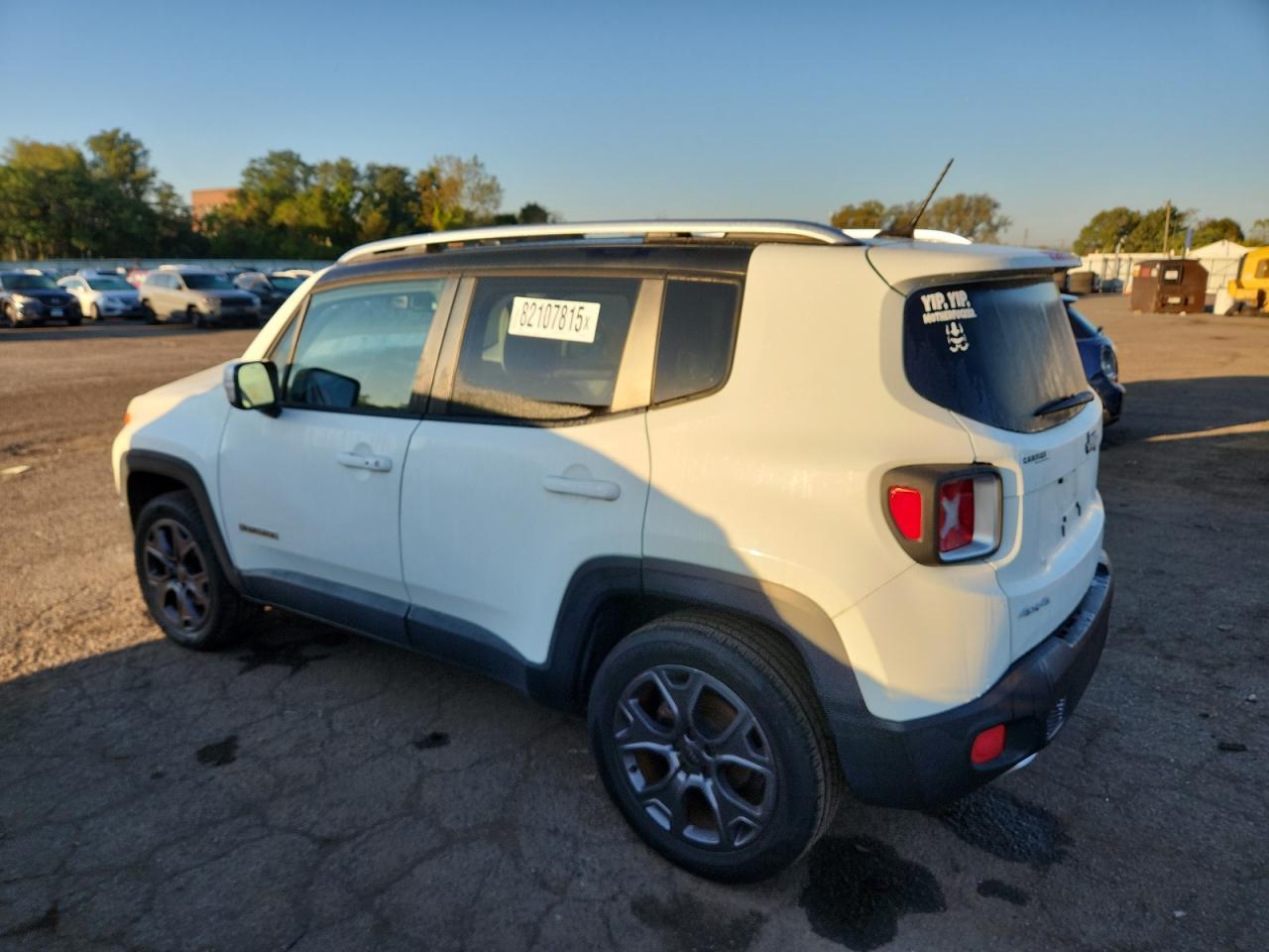 2015 Jeep Renegade Limited - Фото 2