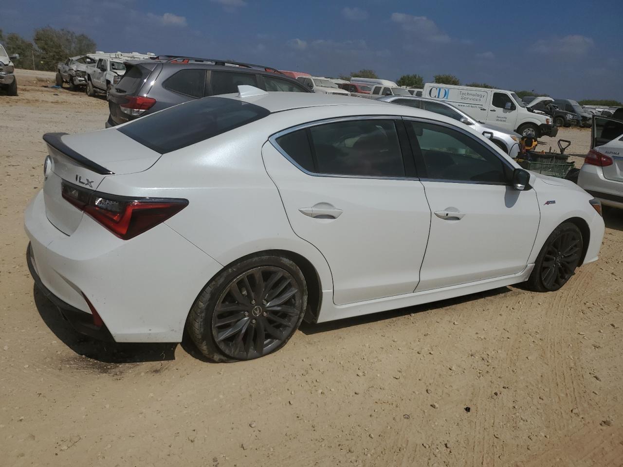 2021 Acura Ilx Premium A-Spec - Фото 3
