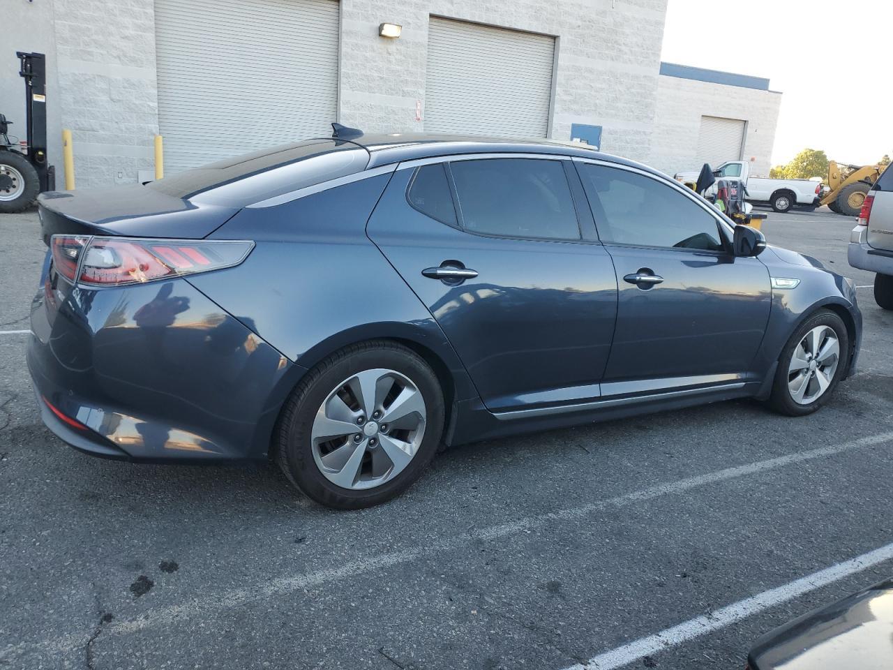 2015 Kia Optima Hybrid - Фото 3