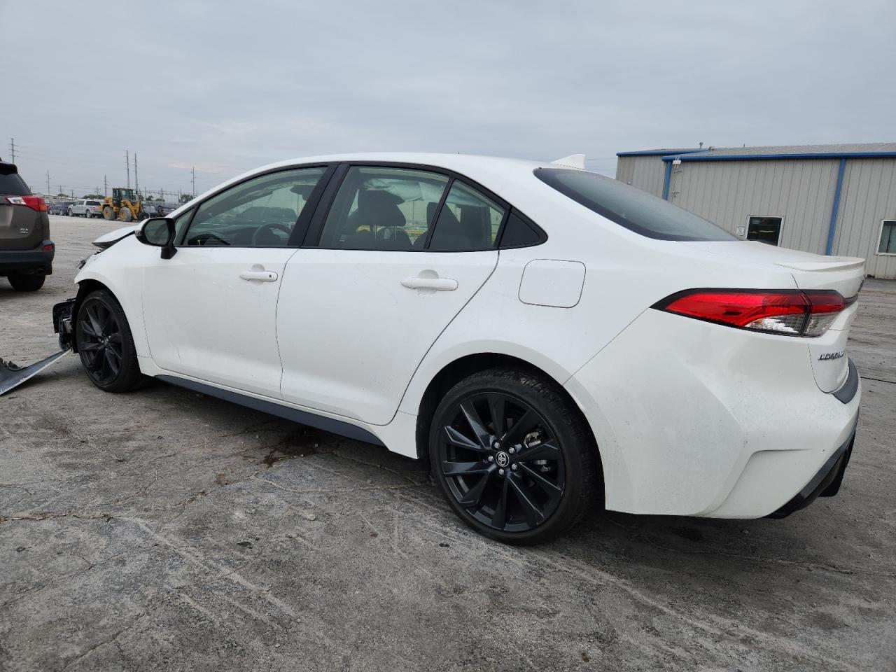 2023 Toyota Corolla Se - Фото 2