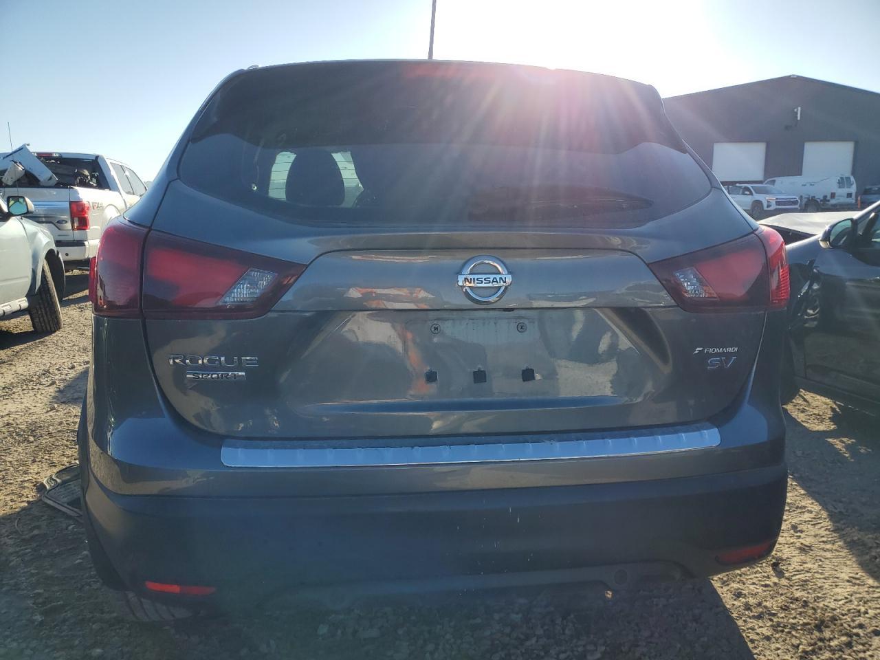 2019 Nissan Rogue Sport S - Фото 6