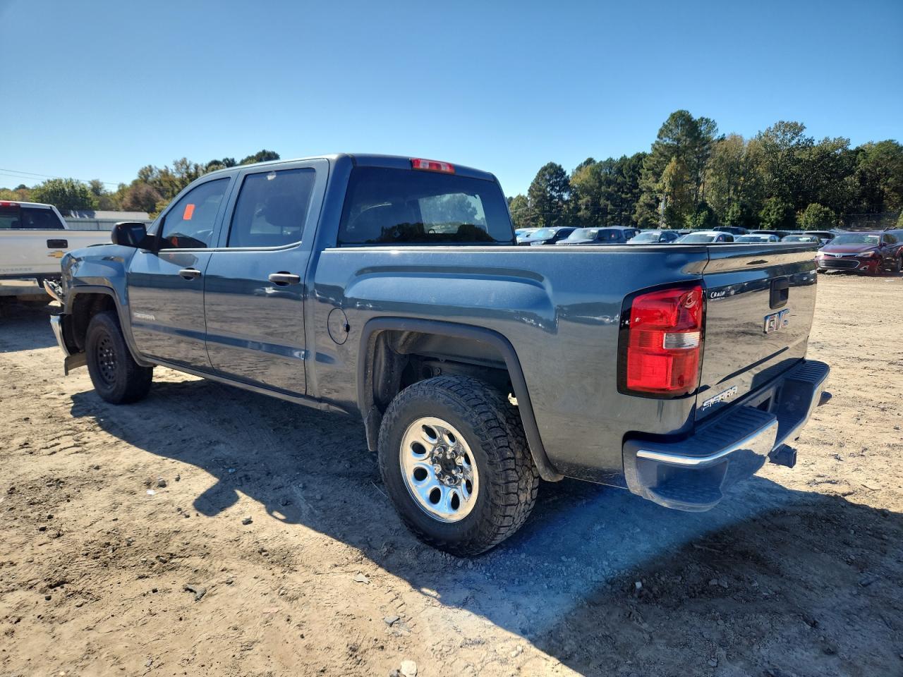 2014 GMC Sierra C1500 - Image 2