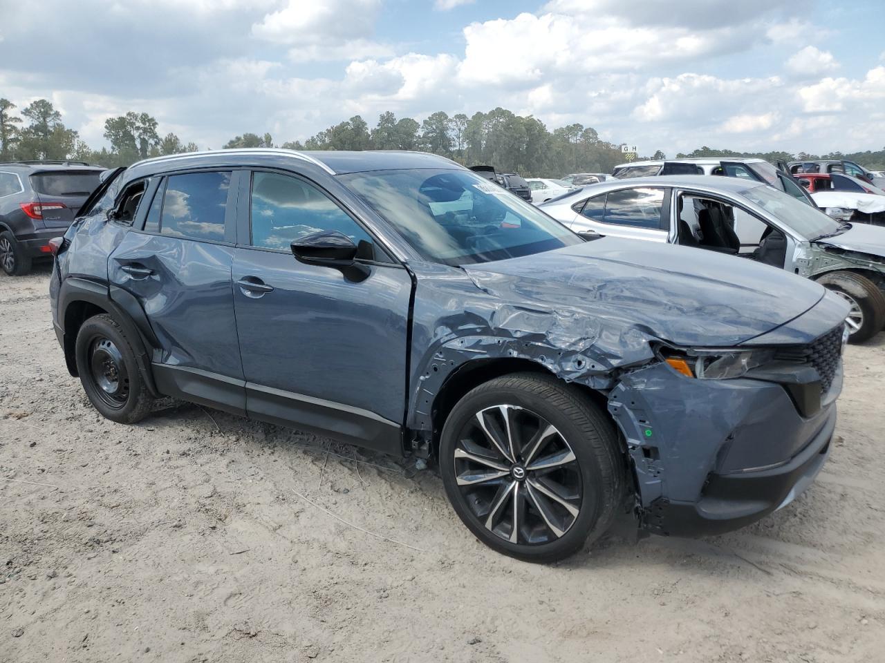 2024 Mazda Cx-50 Base - Image 4