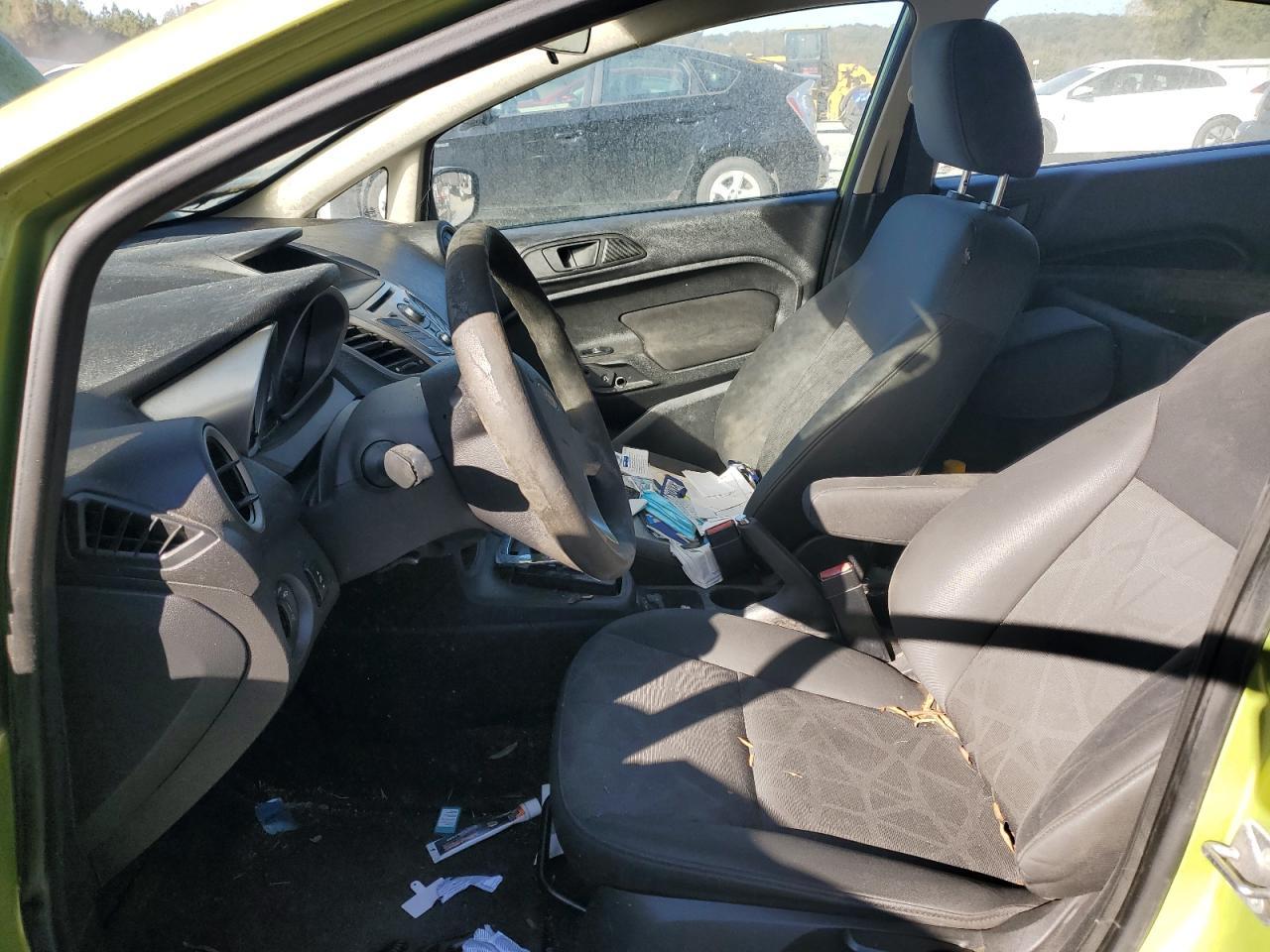 2012 Ford Fiesta Se - Фото 7