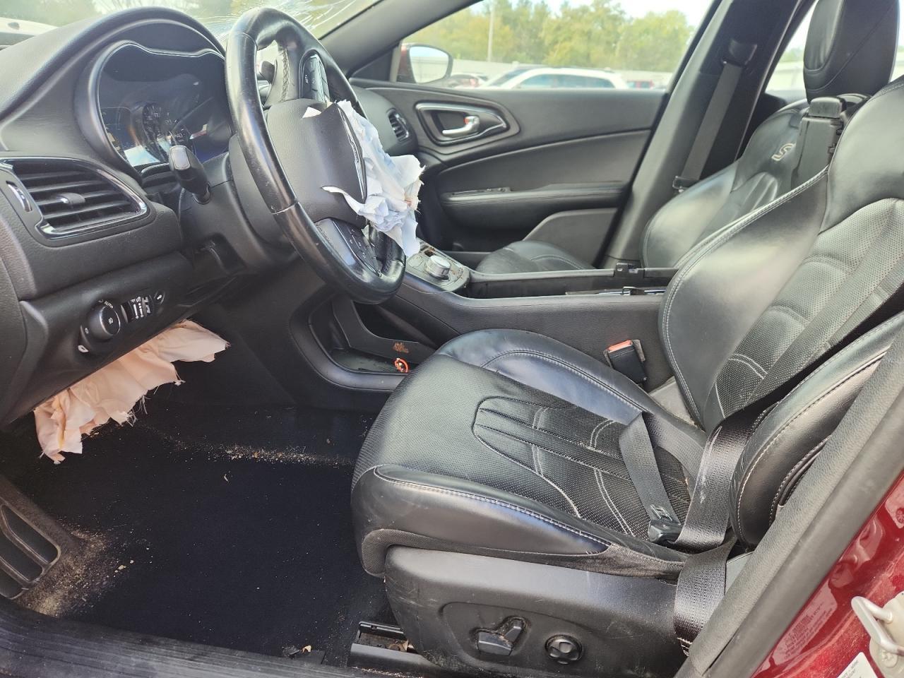 2016 Chrysler 200 S - Image 7