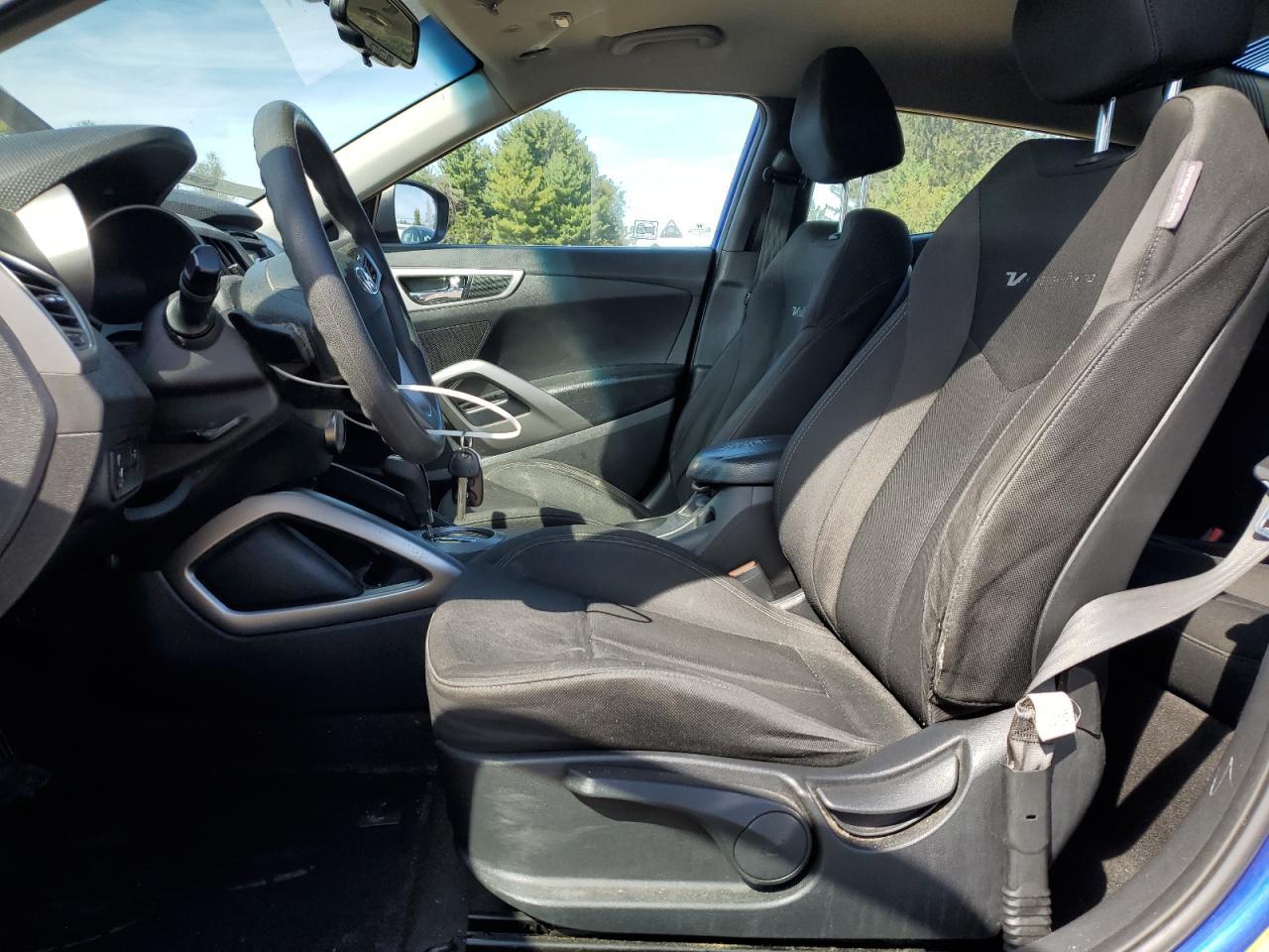 2013 Hyundai Veloster - Фото 7