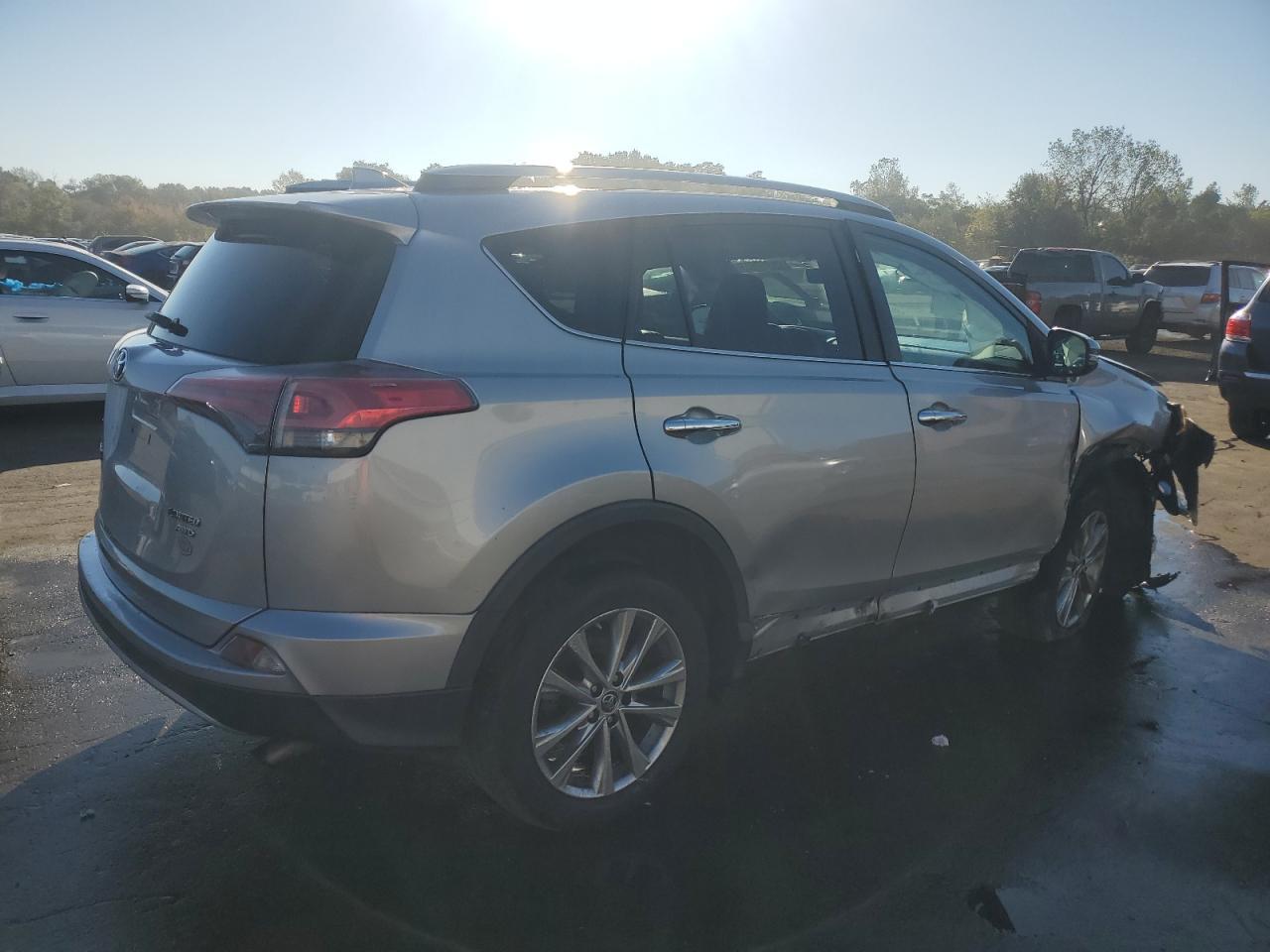 2017 Toyota Rav4 Limited - Image 3