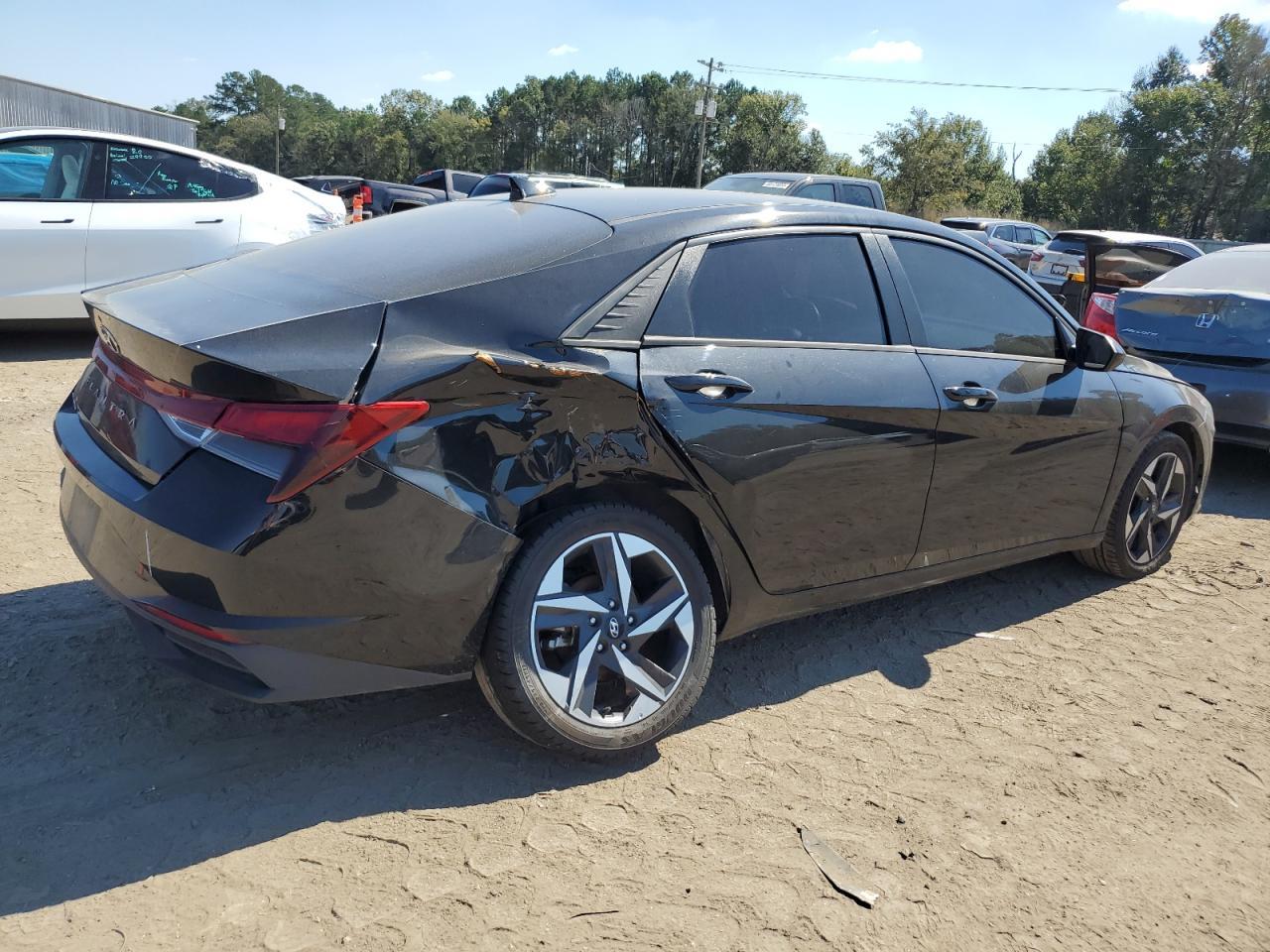 2023 Hyundai Elantra Sel - Image 3