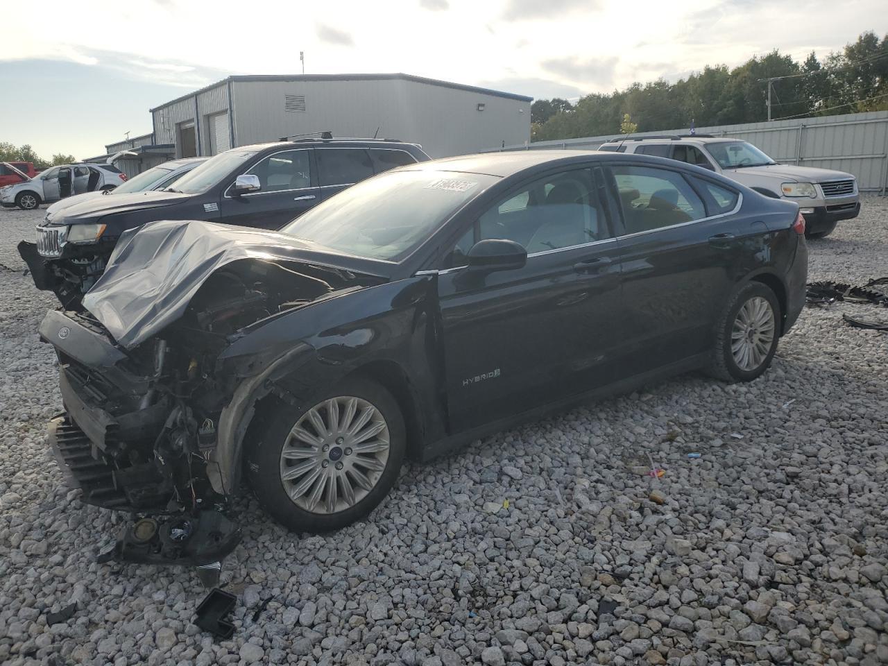 2016 Ford Fusion S Hybrid