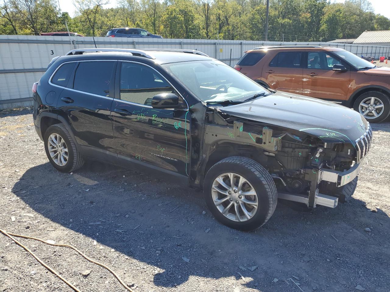 2019 Jeep Cherokee Latitude - Фото 4