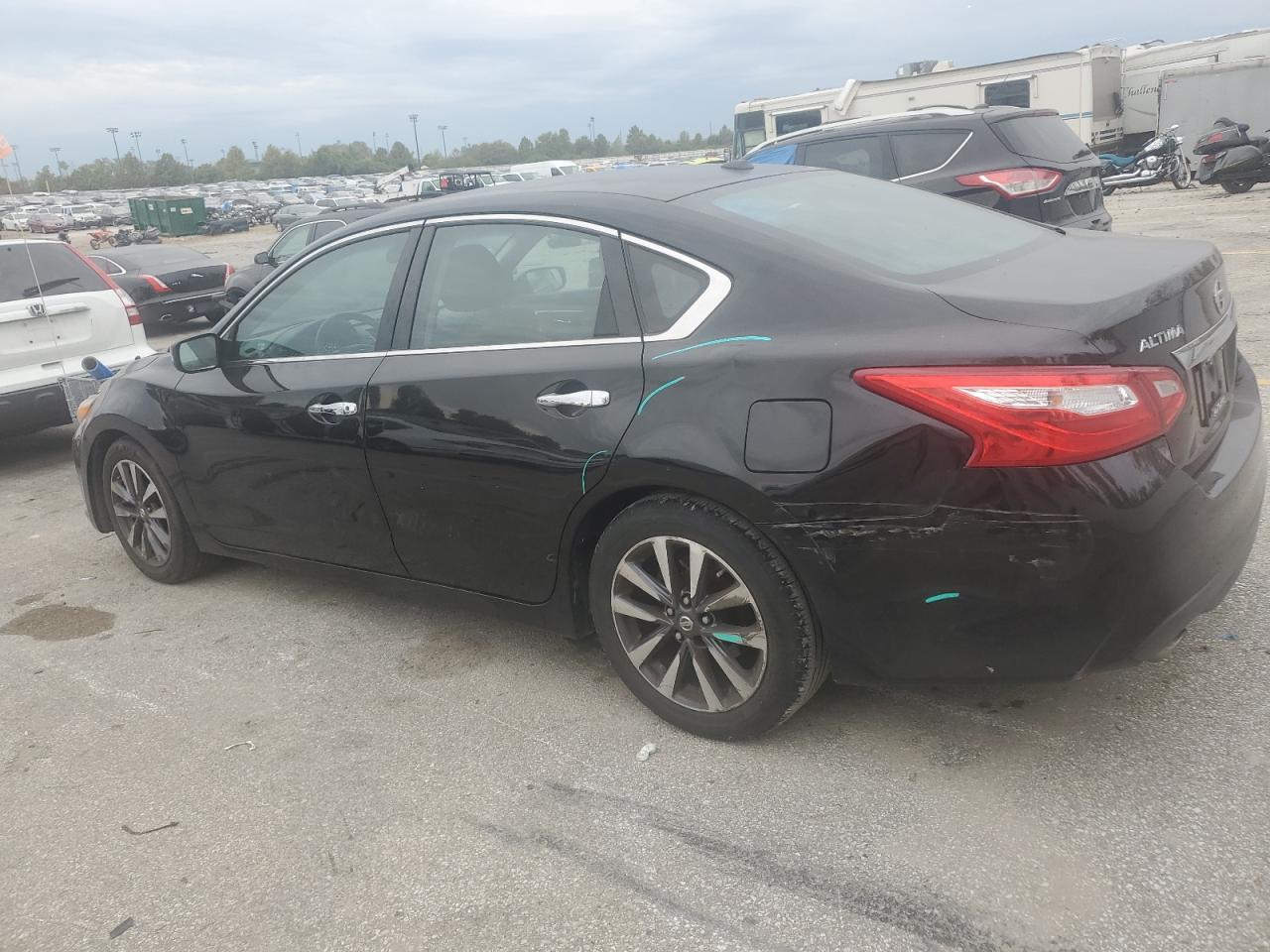2017 Nissan Altima 2.5 - Фото 2