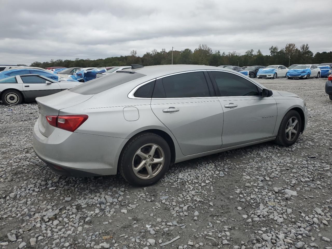 2017 Chevrolet Malibu Ls - Фото 3