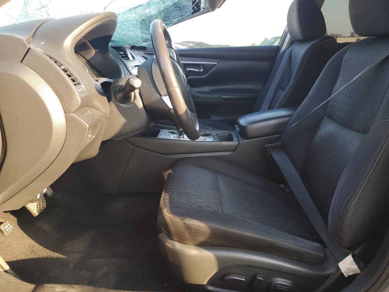 2017 Nissan Altima 2.5 - Фото 7