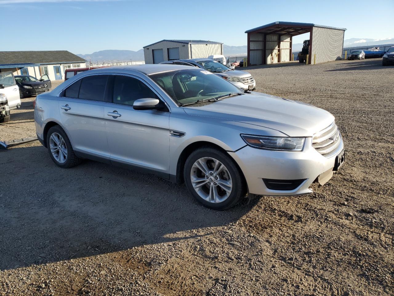 2015 Ford Taurus Sel - Image 4