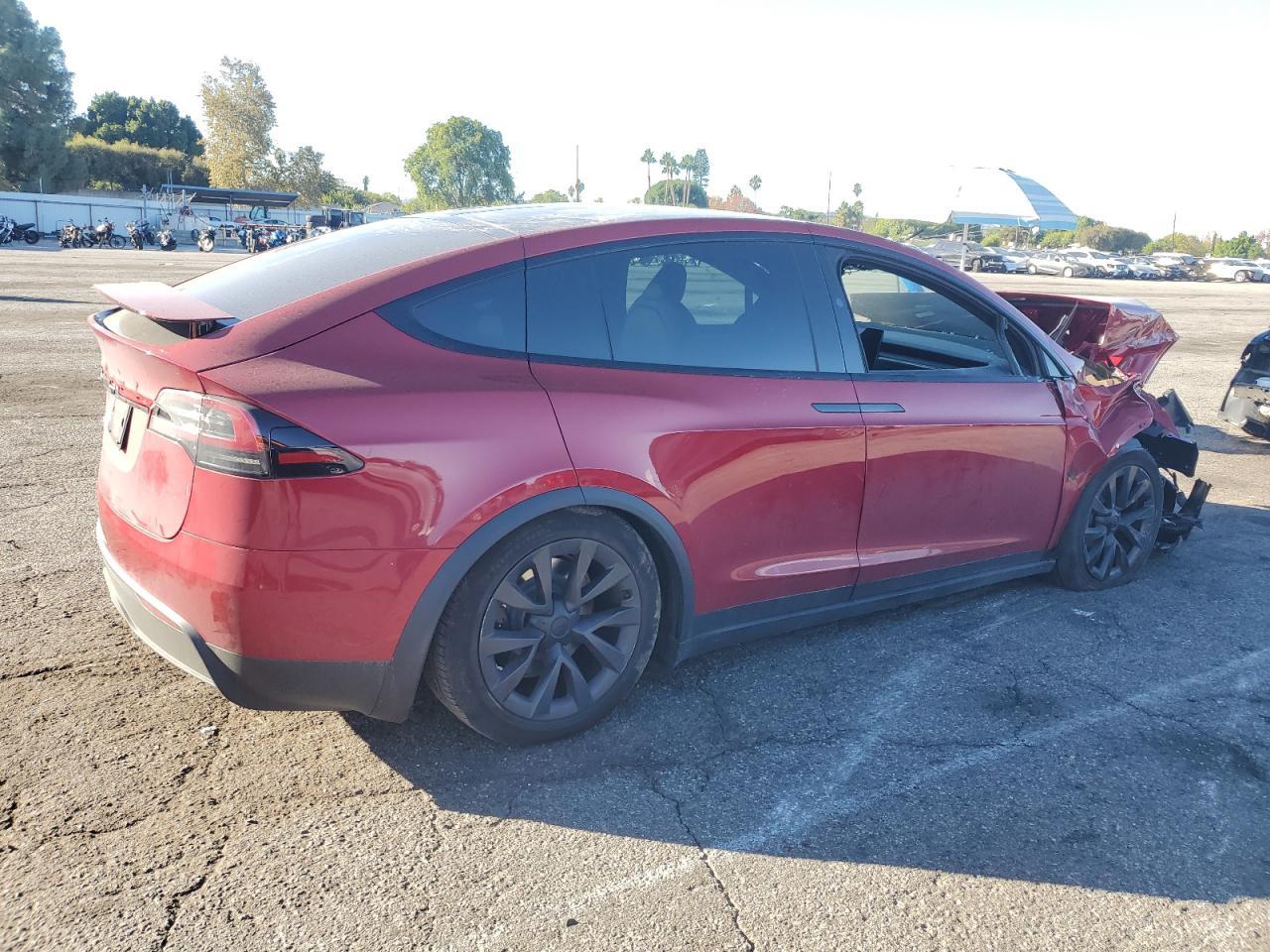 2024 Tesla Model X - Image 3