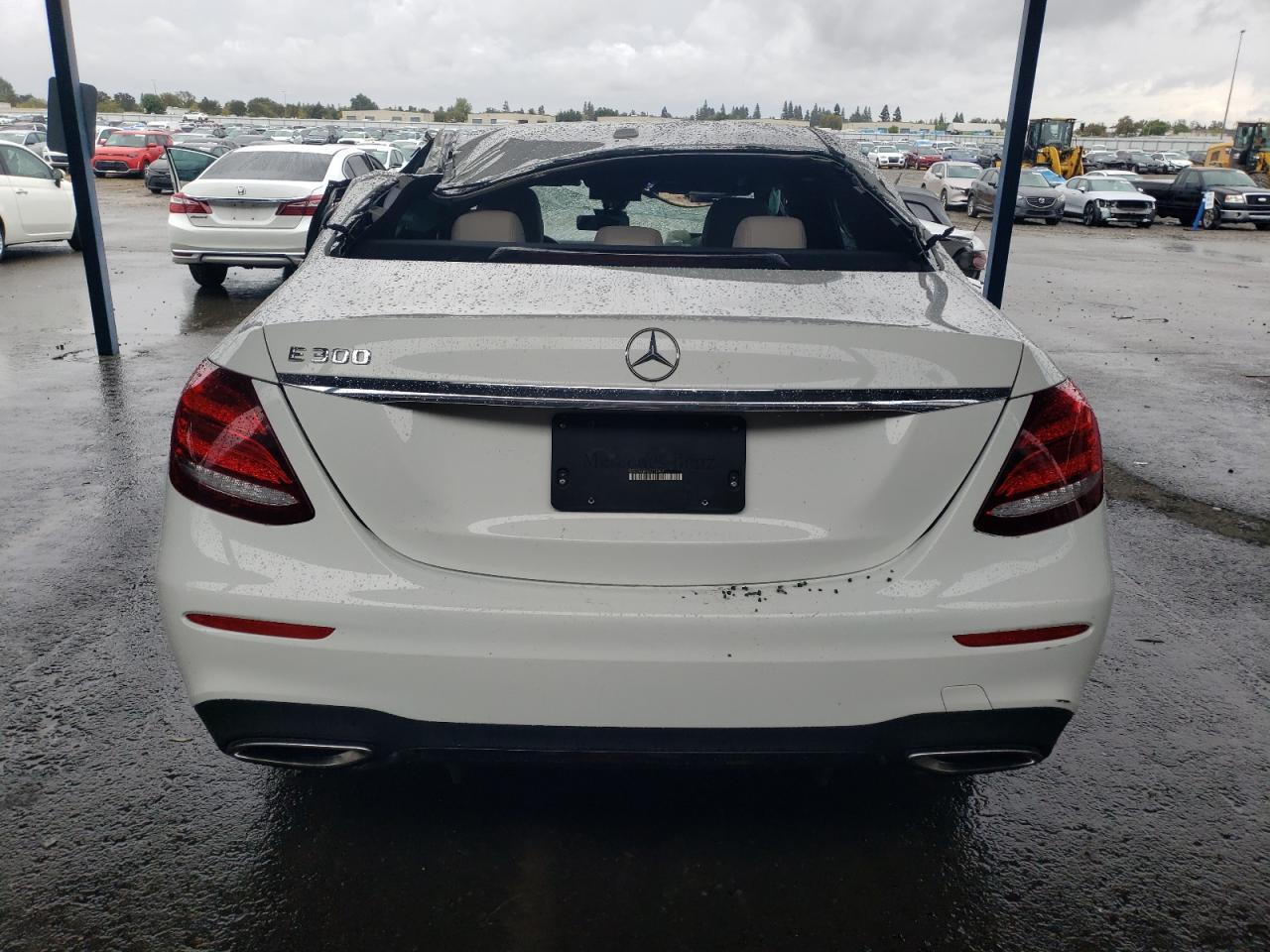 2019 Mercedes-Benz E 300 - Image 6