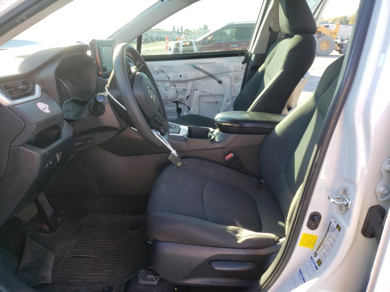 2022 Toyota Rav4 Le - Фото 7