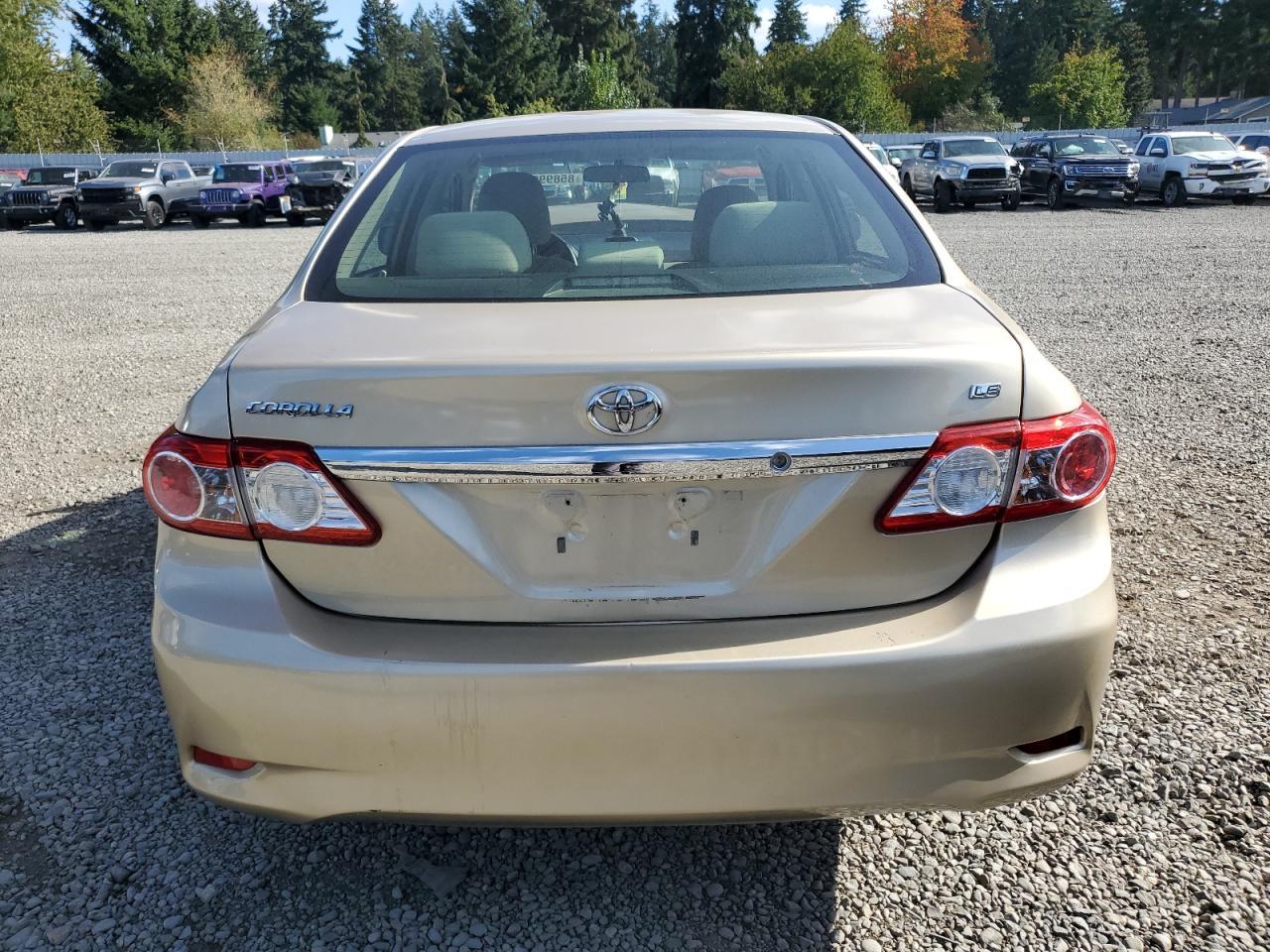 2012 Toyota Corolla Base - Фото 6