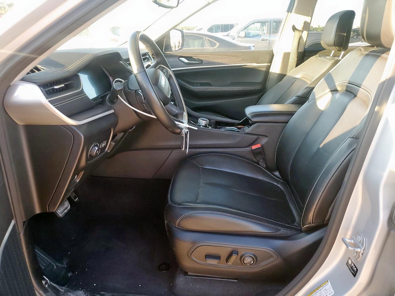 2022 Jeep Grand Cherokee L Limited - Image 7