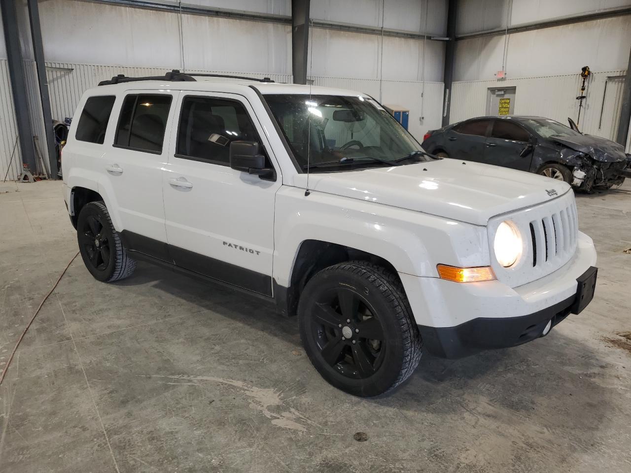 2016 Jeep Patriot Latitude - Фото 4
