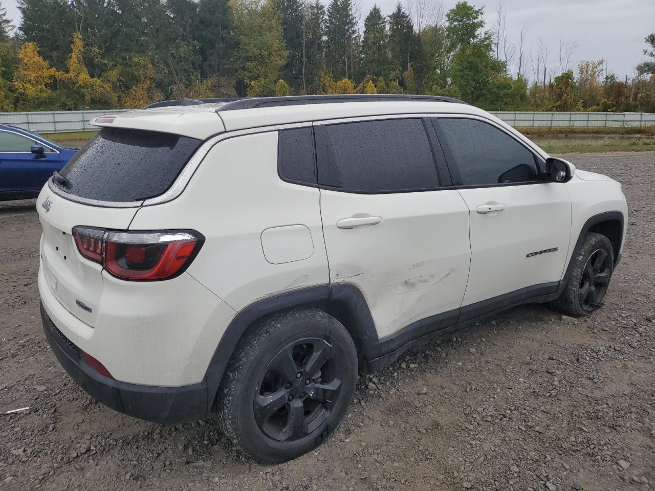 2019 Jeep Compass Latitude - Image 3