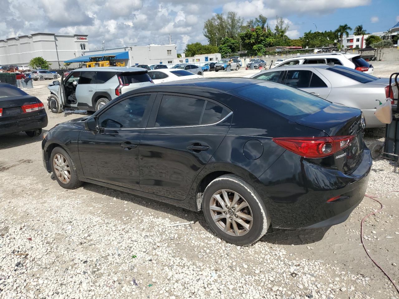 2017 Mazda 3 Sport - Фото 2