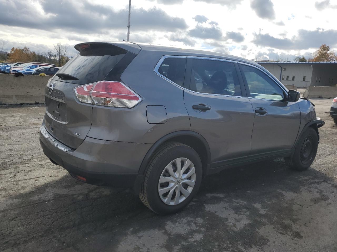 2016 Nissan Rogue S - Фото 3