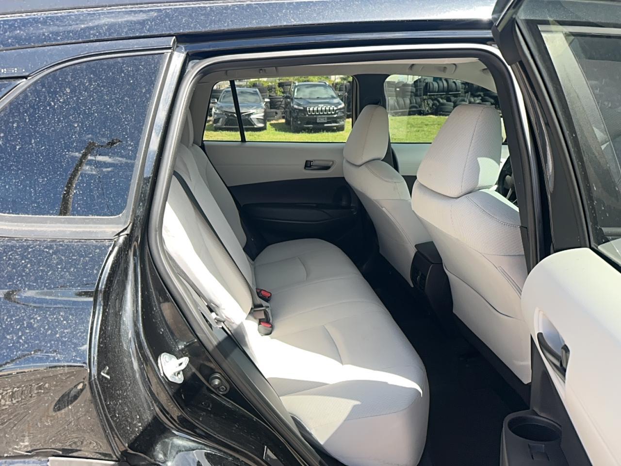 2023 Toyota Corolla Cross Le - Фото 6