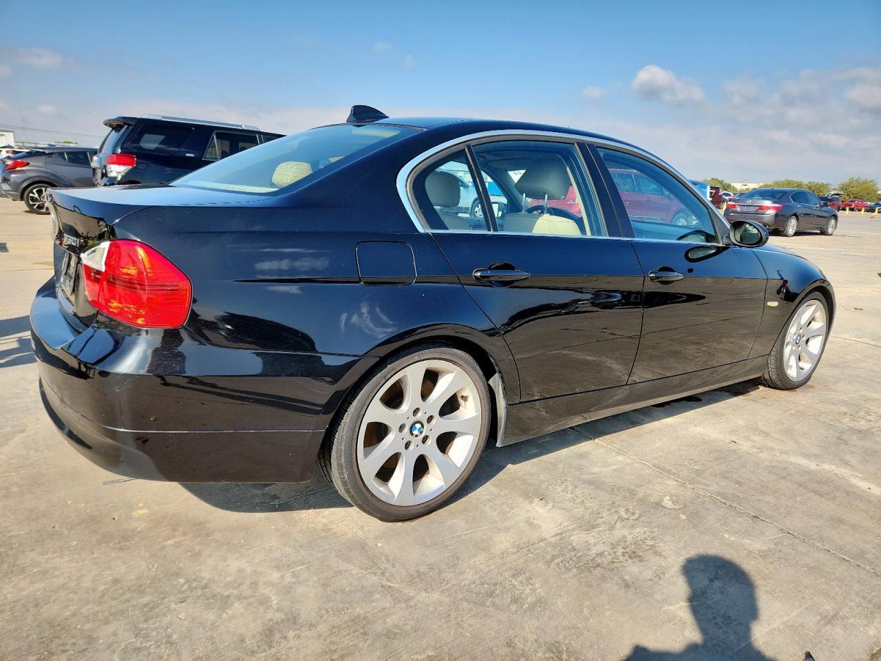 2006 BMW 330 I - Фото 3