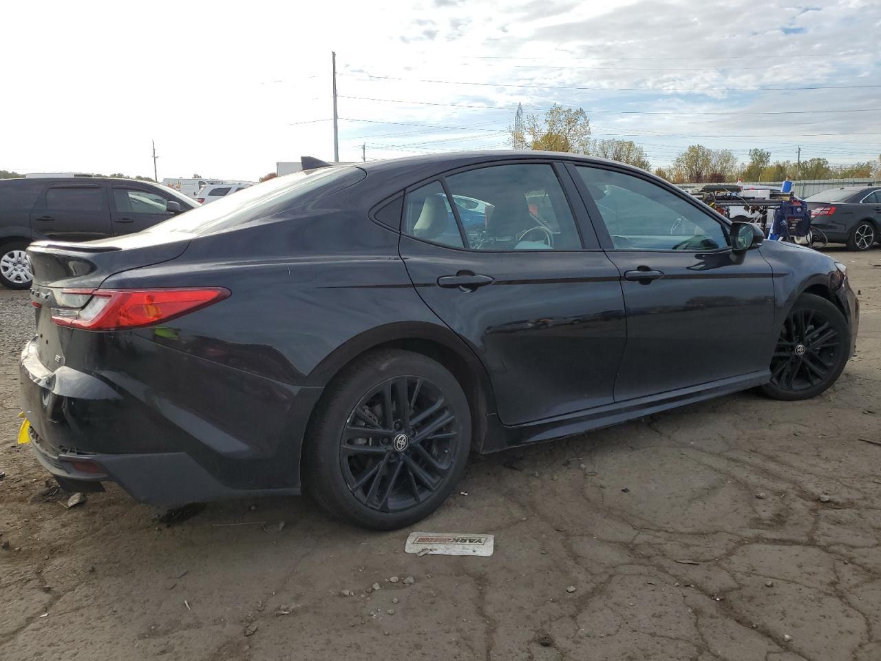 2025 Toyota Camry Xse - Фото 3