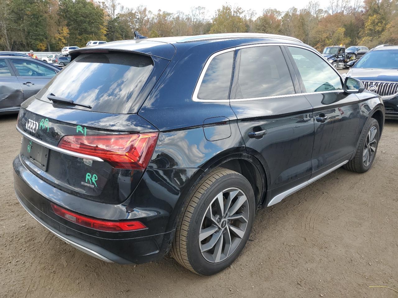 2021 Audi Q5 Premium Plus - Фото 3
