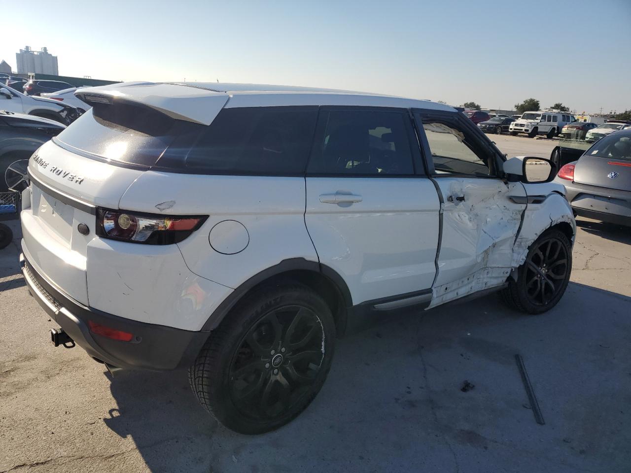 2013 Land Rover Range Rover Evoque Pure Plus - Image 3