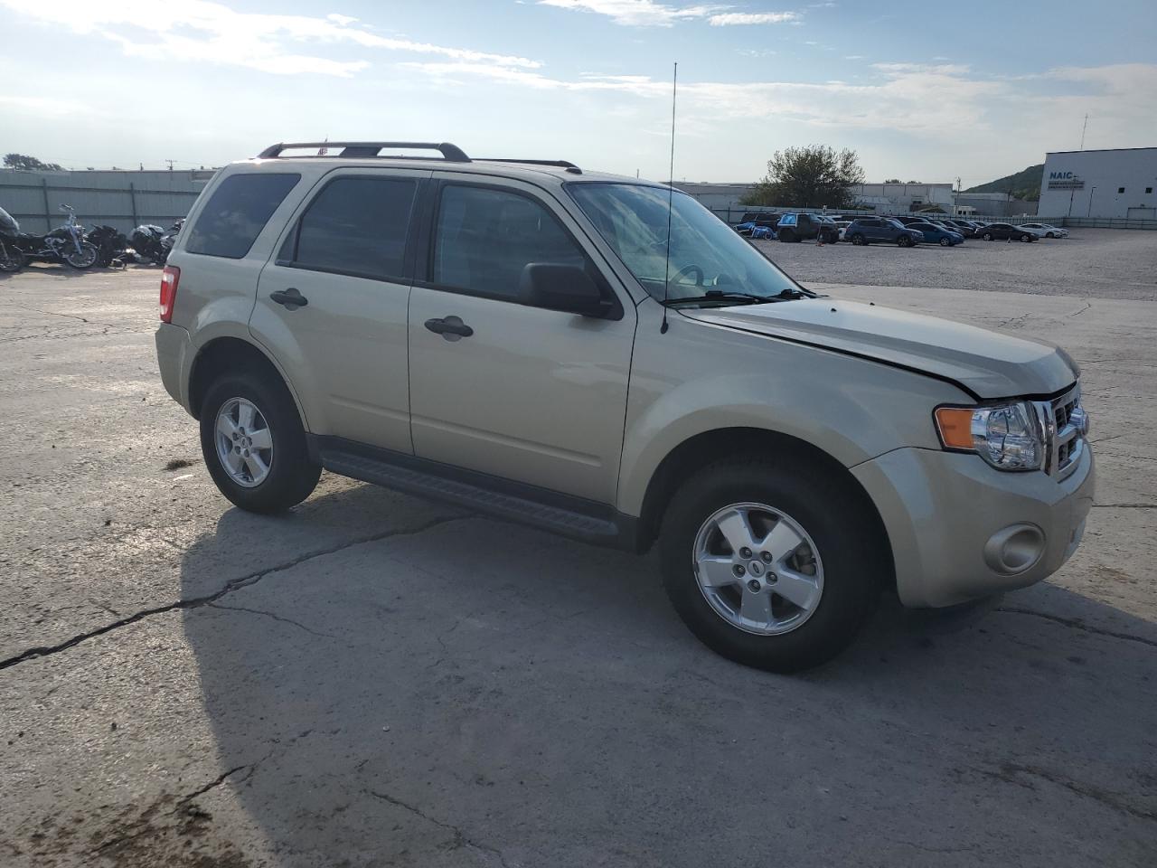 2012 Ford Escape Xlt - Image 4