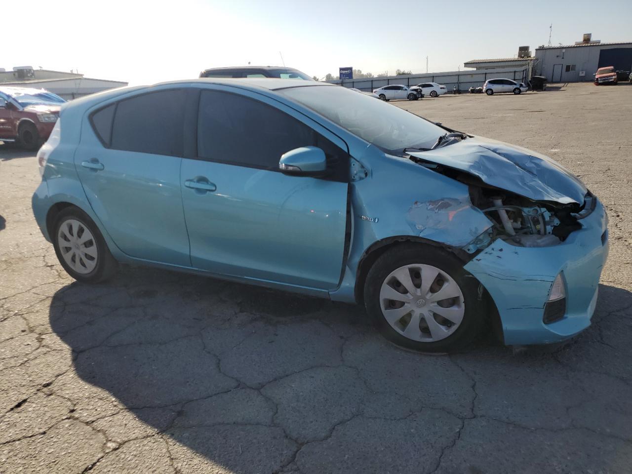 2013 Toyota Prius C - Image 4