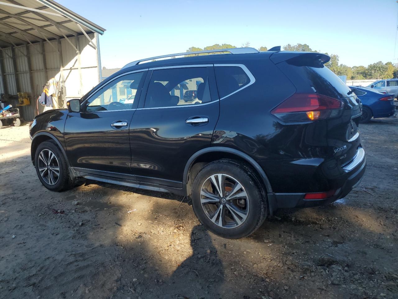 2019 Nissan Rogue S - Image 2